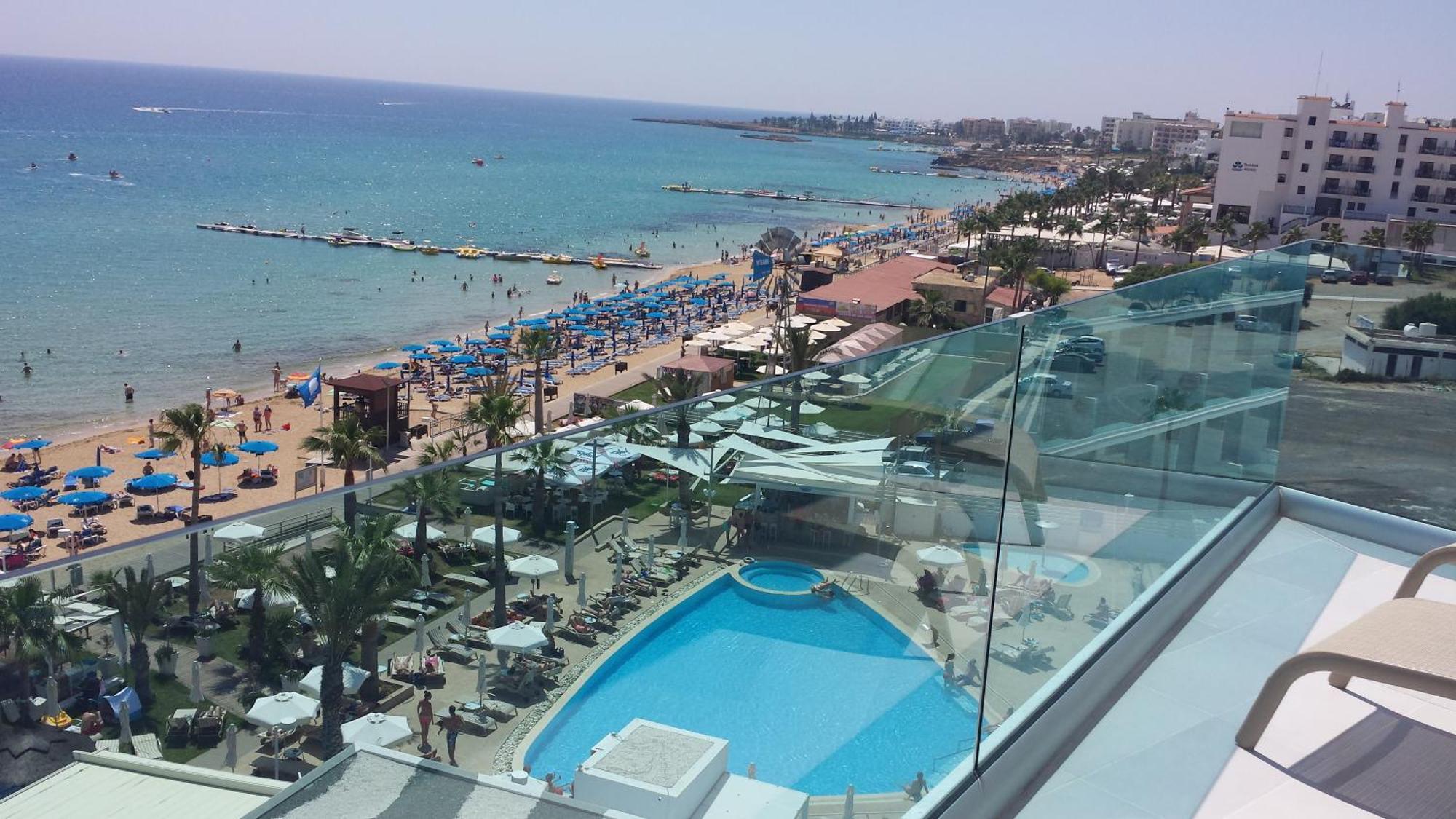 Vrissaki Beach Hotel Протарас Екстер'єр фото